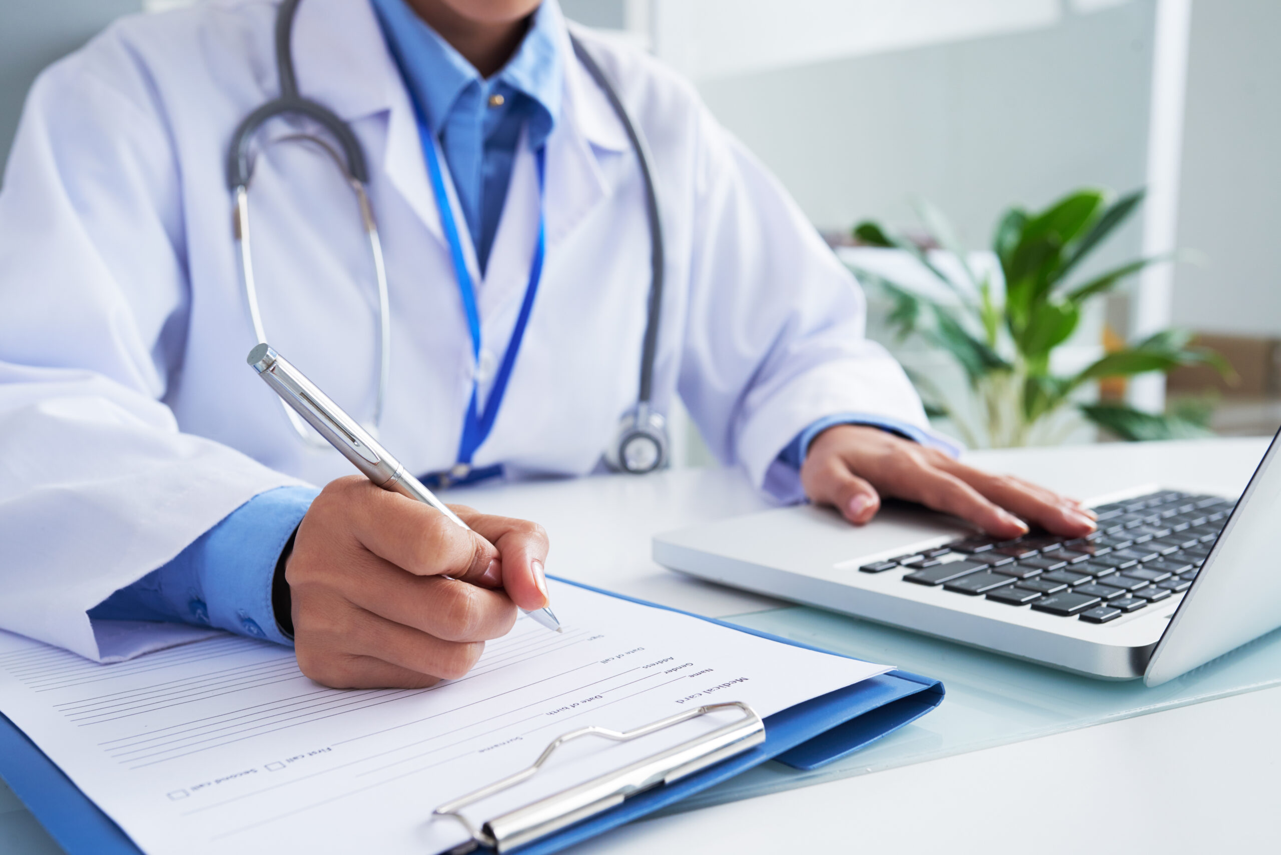 Hair Transplant in Turkey: Risks & Considerations