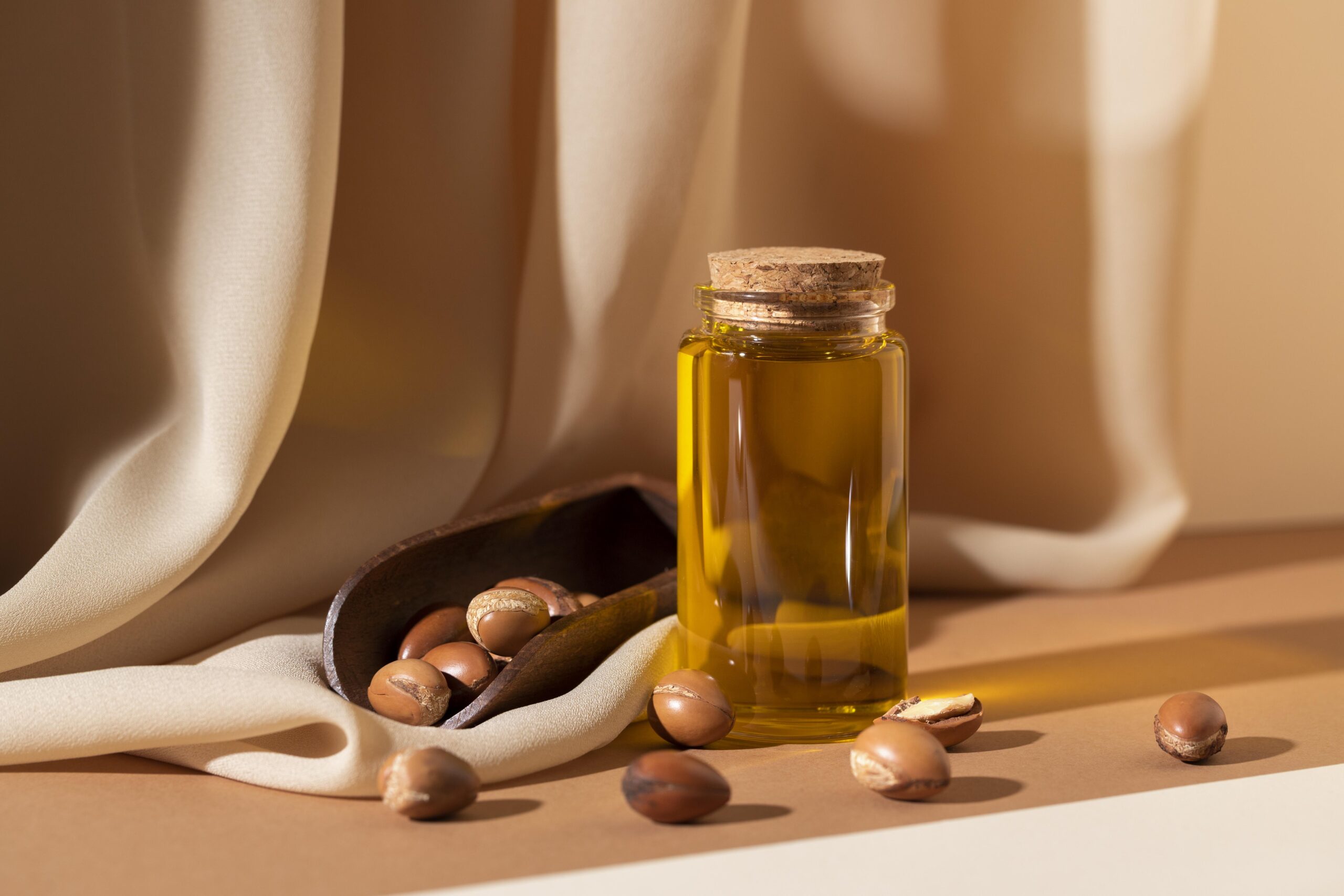 Jojoba Yağı ile Saç Derisi Dengesi: Kepek ve Kuruluğa Bitkisel Yaklaşım